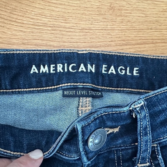 American Eagle (AE) Cropped Distressed Skinny Jeans - Size 00 (equivalent to 24) - Picture 2 of 7